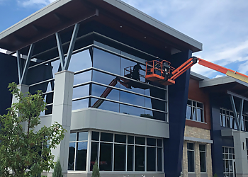 Milwaukee Window Cleaners E-Z Window Cleaning