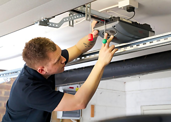 Eagle Garage Door Repair Pasadena - Pasadena, TX Garage Door Repair - On-Site Service Image