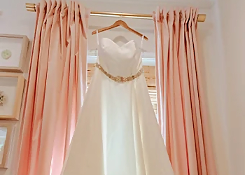 Eagle Plaza Alteration & Dry Cleaners - Clarksville, TN Dry Cleaners - Service Image