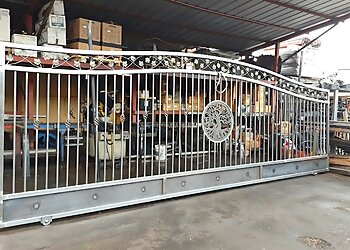 Oakland Fencing Contractors East Bay Metal & Fence