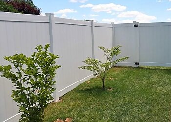St Louis Fencing Contractors Easter Fence, Deck & Renovations