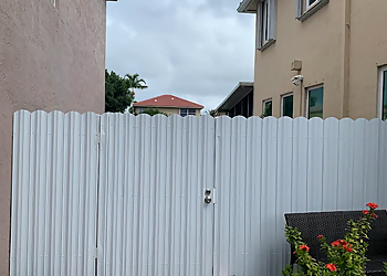 Economy Fences - Pembroke Pines, FL Fencing Contractors