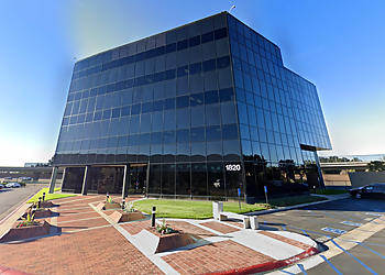 Santa Ana Real Estate Agents Edgar Adame - REMAX NEW DIMENSION