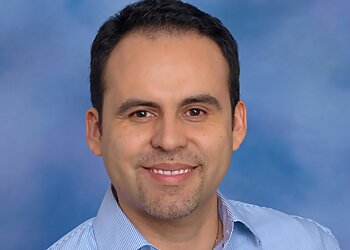 Eduardo Perez, DDS - GROWING SMILES PEDIATRIC DENTISTRY San Antonio Kids Dentists image 1