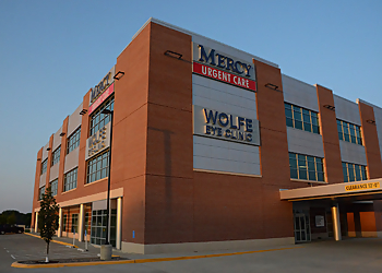 Cedar Rapids Pediatric Optometrists Edward H. Hu, MD - WOLFE EYE CLINIC