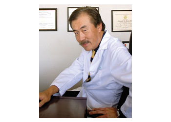 Honolulu cardiologist Edward Shen, MD