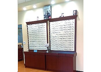 Bakersfield Eye Doctors Edward Wood, OD - FAMILY EYE CARE ASSOCIATES