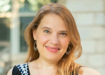 Eileen - THE LAW OFFICE OF EILEEN LAWRENCE, PLLC Eileen - Round Rock, TX Estate Planning Lawyers - Lawyer Portrait Image