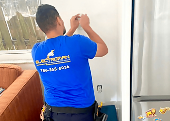 Miami Electricians Electroman, LLC