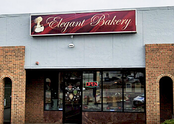 3 Best Cakes in Lakewood, CO - Expert Recommendations