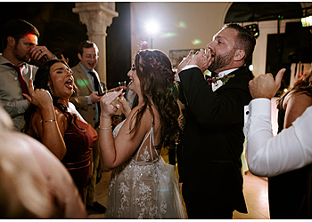 Elegant Dreams Entertainment, LLC Fort Lauderdale Djs image 1