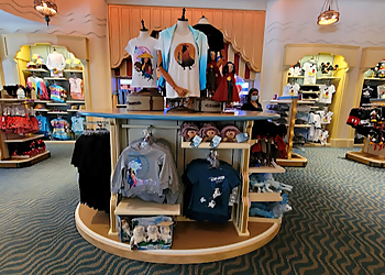 Anaheim Gift Shops Elias & Co.