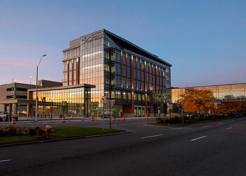 Detroit Oncologists Elias Zeine, MD - HENRY FORD CANCER INSTITUTE