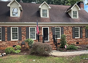 Elite Clean Pressure Washing & Carpet Cleaning - Winston Salem, NC Window Cleaners - Outdoor Work Image