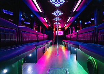 Lincoln Limo Service Elite Party Buses