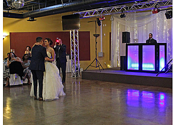 Henderson Djs Elite Sound Studio