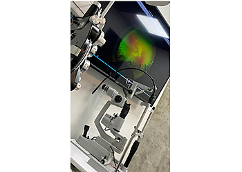 Elizabeth McCrackin, OD - THE OCULIST BY VISION SOURCE - Oklahoma City, OK Pediatric Optometrists - Treatment Room Image