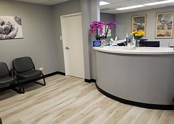 Huntington Beach Podiatrists Elle Farajian, DPM, FACFAS - FAMILY FOOT & ANKLE