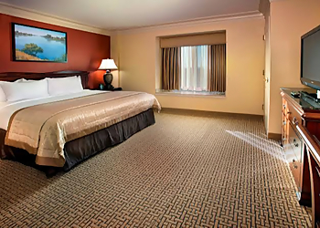 Sacramento Hotels Embassy Suites by Hilton Sacramento Riverfront Promenade