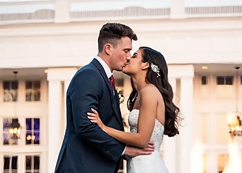 New York Wedding Photographers Emma Cleary Photo & Video