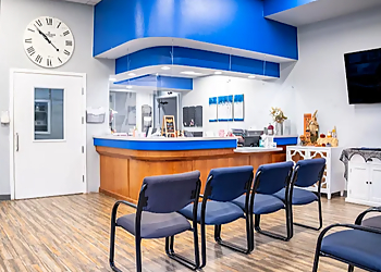 Emmy Oji - Fresno, CA Podiatrists - Clinic Interior Image