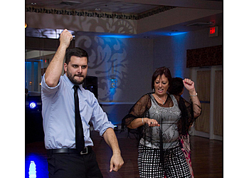 Lakeland Djs Enchanting Entertainment