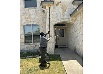 Endeavor Pest Management - Killeen, TX Pest Control Companies - On-Site Service Image