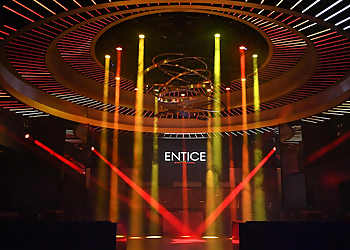 Pembroke Pines Night Clubs Entice Nightclub