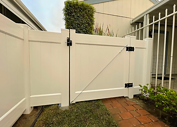 Riverside Fencing Contractors Ergeon