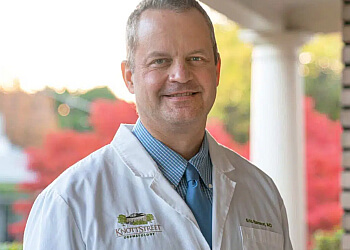 Portland dermatologist Eric L. Hanson, MD FAAD - Knott Street Dermatology
