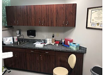 St Petersburg Podiatrists Eric Roberts, DPM, FACFAS, AACFAOM - TAMPA BAY FOOT AND ANKLE