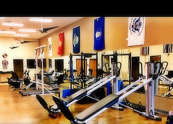 Houston Physical Therapists Eric Santiago, DPT, MSPT, Cert. SMT, Cert. DN, CSCS, TSAC-F, USAW-L1 - TRINITY PHYSICAL THERAPY