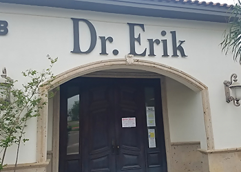 Laredo Ent Doctors Erik Sloman-Moll, MD, PA