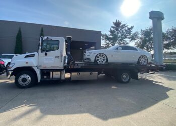 Eriker Towing Services - Grand Prairie, TX Towing Companies - Job Site Image
