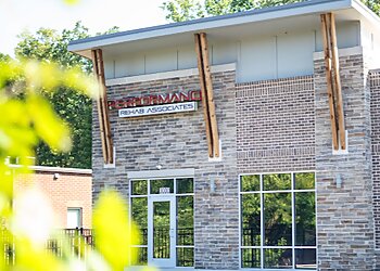 Charlotte Physical Therapists Erin Markel, DPT, CSCS - PERFORMANCE REHAB ASSOCIATES