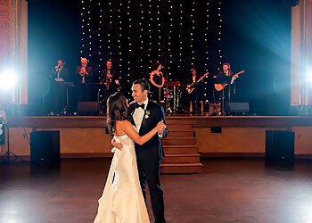 Detroit Wedding Photographers Erin Schmidt Photography