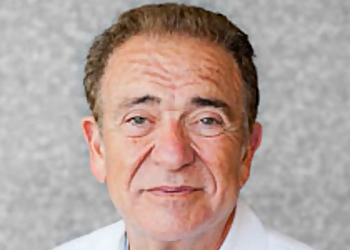 Errol R. Korn, MD - Chula Vista, CA Gastroenterologists - Doctor Portrait Image
