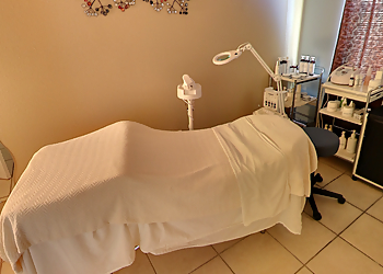 Tampa Spas Essentials Massage & Facial Spa of Westchase