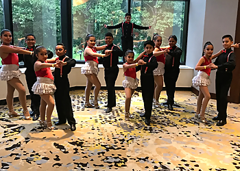 Elizabeth Dance Schools Estilo Latino Dance Company