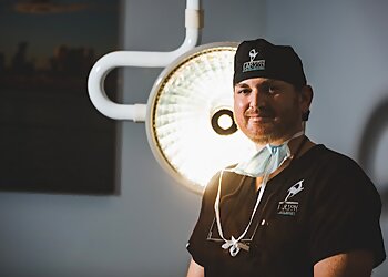 Tucson Plastic Surgeon Ethan Larson, MD - LARSON PLASTIC SURGERY