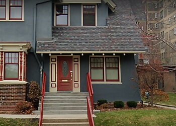 Milwaukee Real Estate Lawyers Evan Knupp - RONEY & KNUPP, LLC