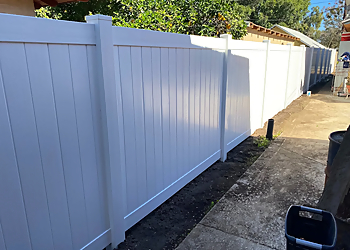 Newport Beach Fencing Contractors EverFence
