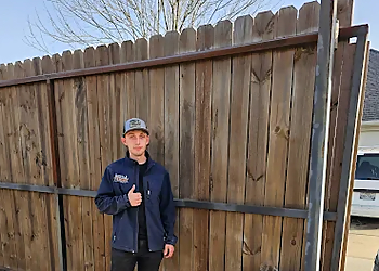 Garland Fencing Contractors Everlast Gates & Fence