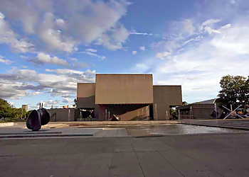 Everson Museum of Art Syracuse Places To See image 1