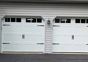 Experts Garage Door Repair Santa Clarita Experts Garage Door Repair Santa Clarita - Santa Clarita, CA Garage Door Repair - Project Image