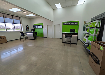 Extra Space Storage - Elgin, IL Storage Units - Business Interior Image