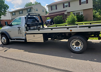 FM Towing LLC Cincinnati Towing Companies image 1