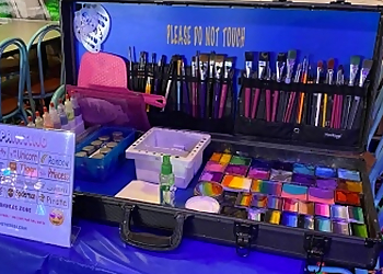 Joliet Face Painting Face Painting by Kerri