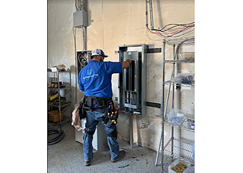 Faith Electric Group Faith Electric Group - Temecula, CA Electricians - Team Working Image