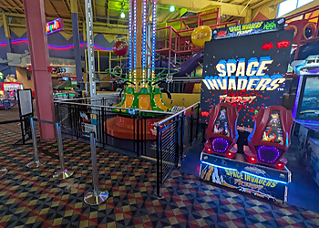 Tacoma Amusement Parks Family Fun Center & Bullwinkle's Restaurant